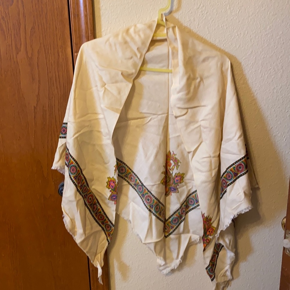 Very pretty scarf